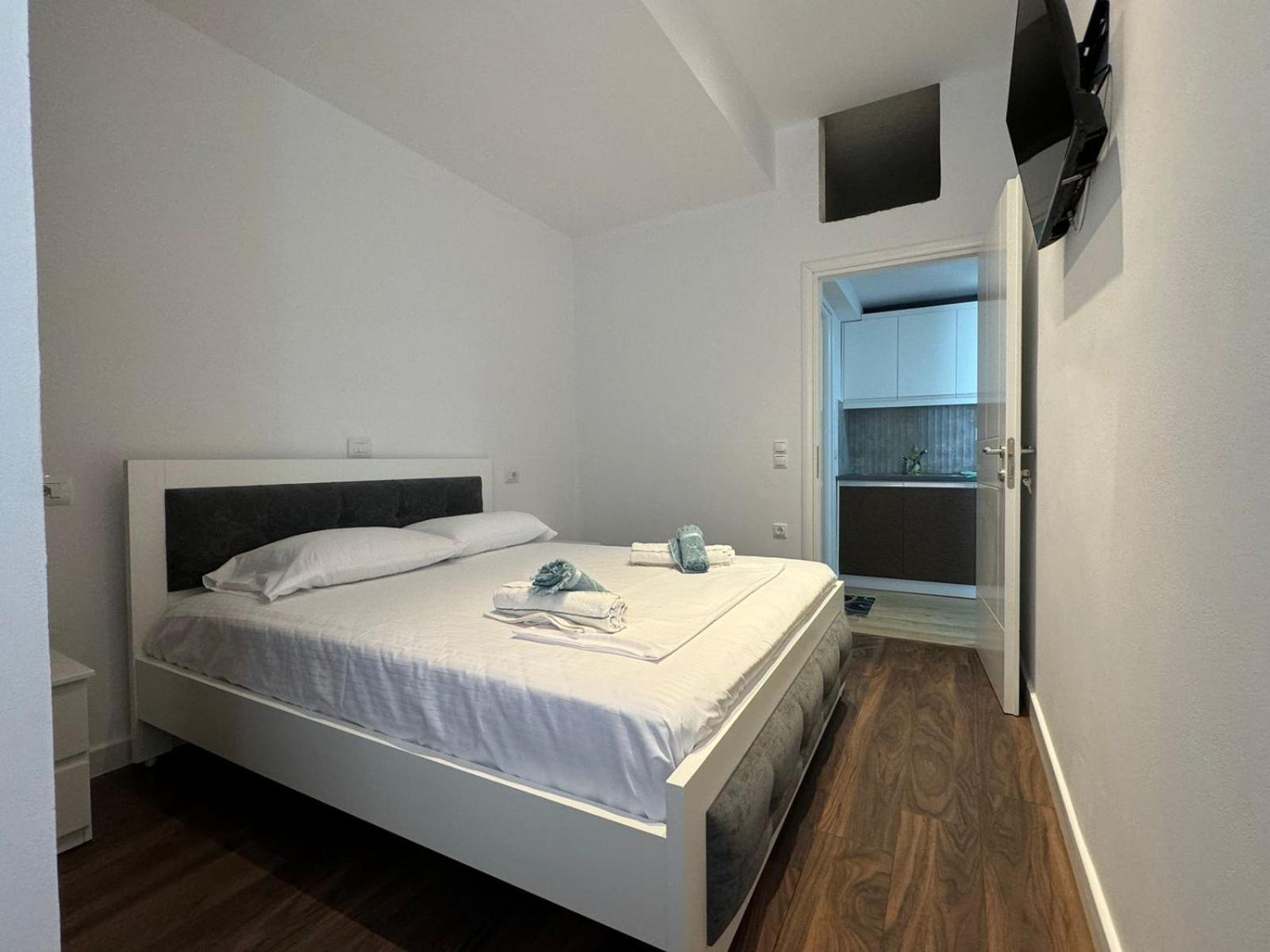 Sulozeqi Apartments Ksamil Esterno foto